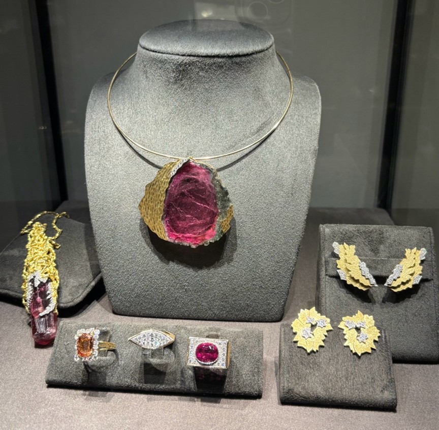 Grima Jewellery Cabinet